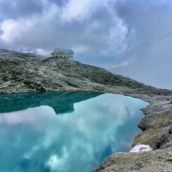 Meet your Posher, Stephanie - Picture 4 of 4